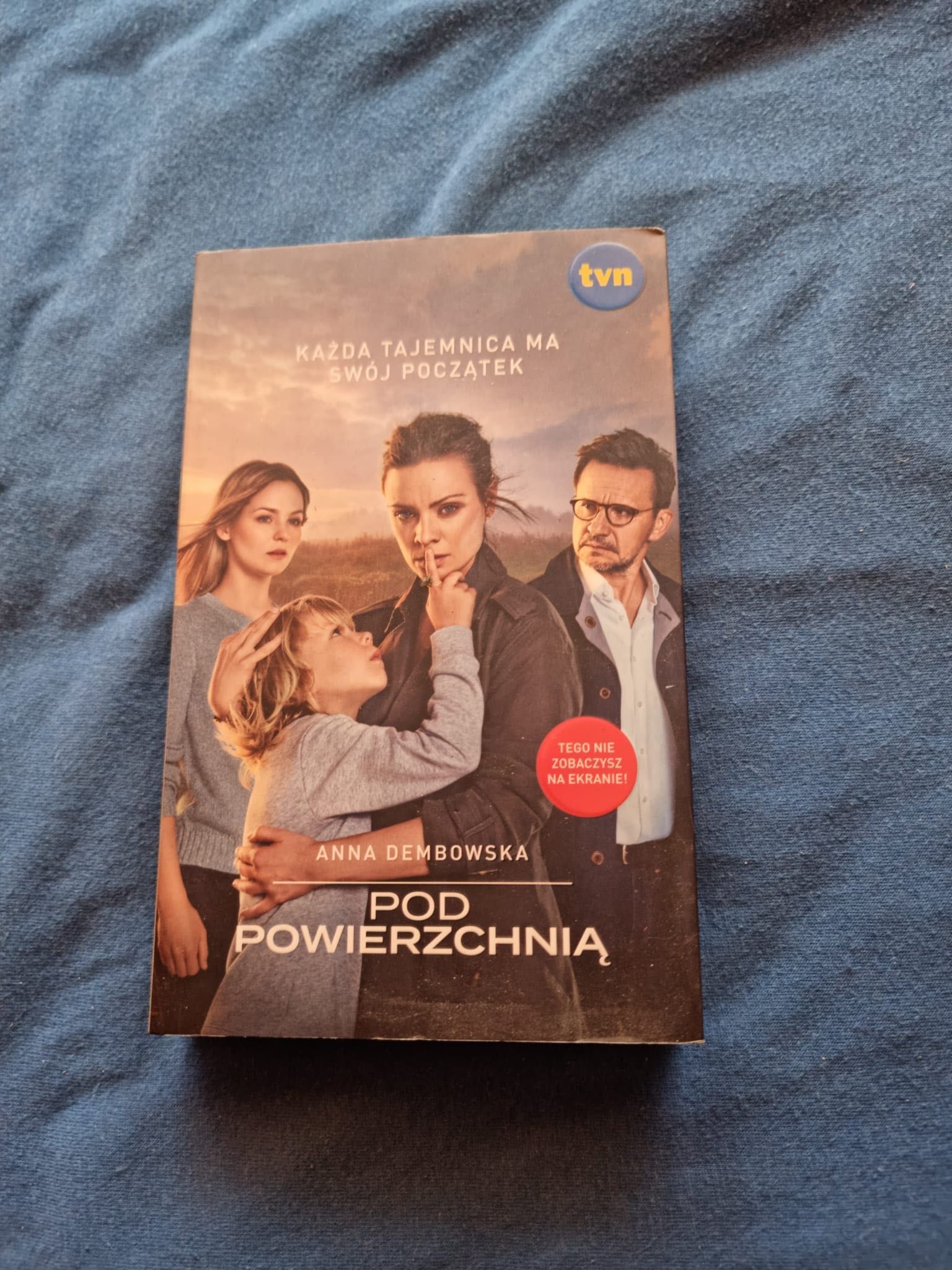 Książka Anna Dembowska Pod powierzchnia