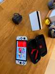 Nintendo Switch Oled + Pro Controller + Karta 128gb + Case