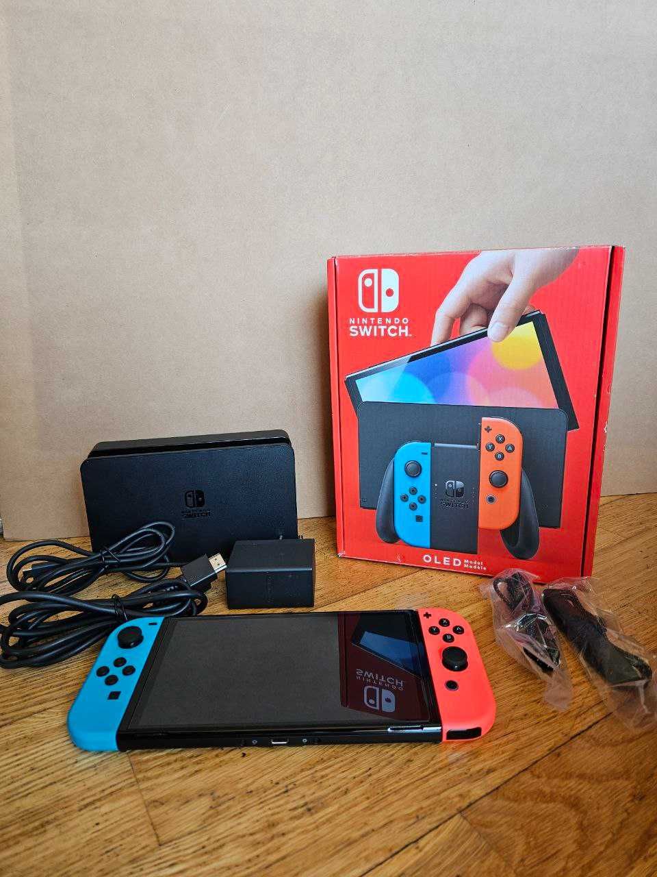 Nintendo Switch – Modelo OLED (azul neón/vermelho neón)