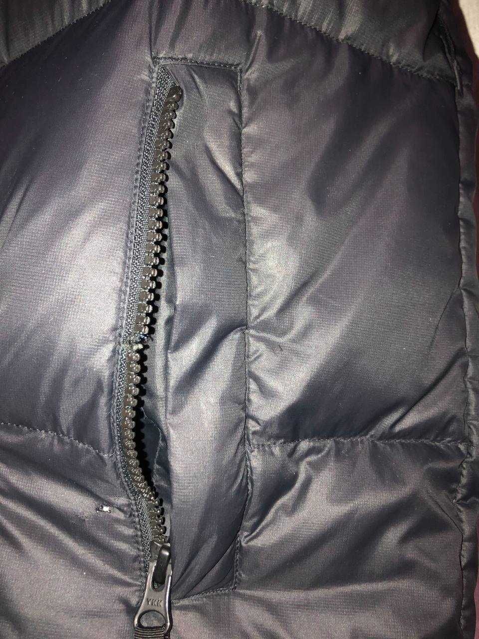 Пуховик фірми The North Face