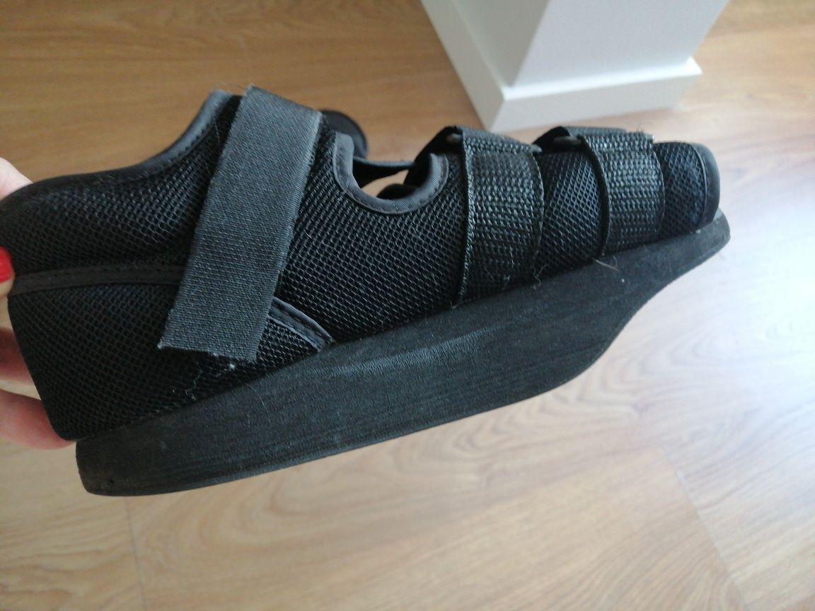 Par de Sapatos Baruk 39