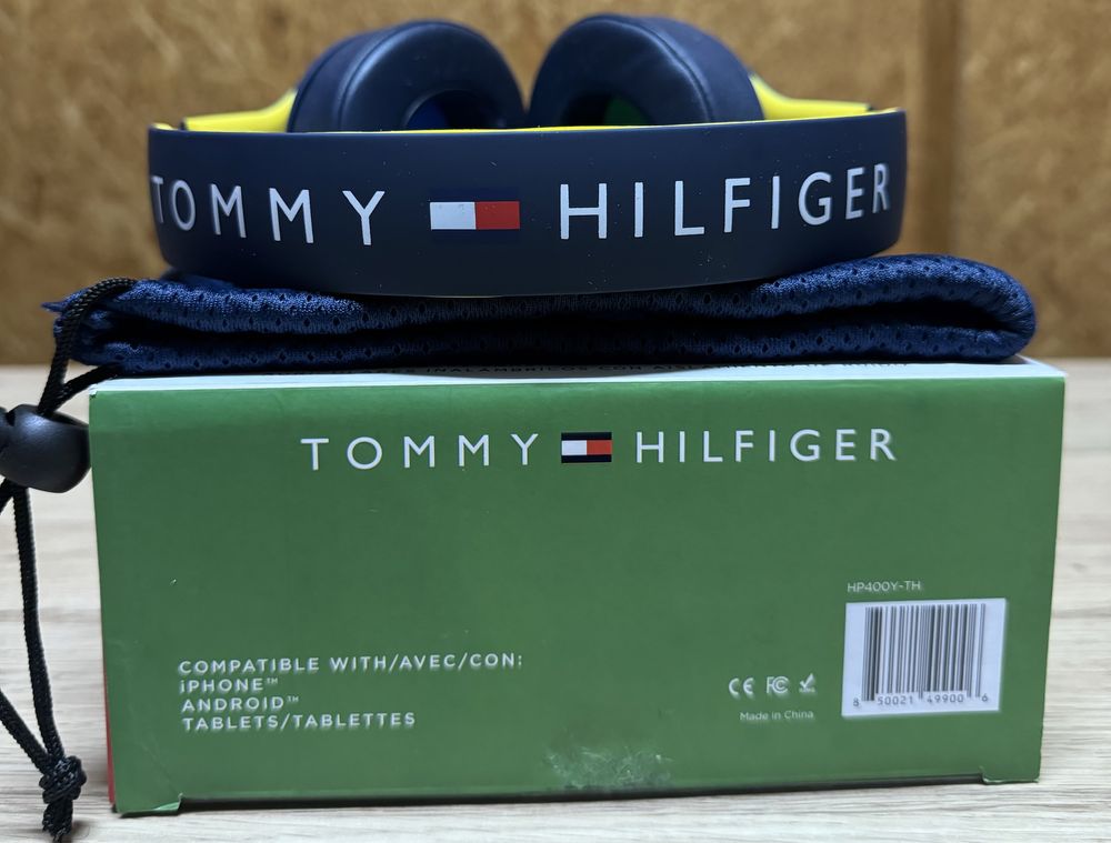 Auscutadores tommy hilfiger  headphones novos