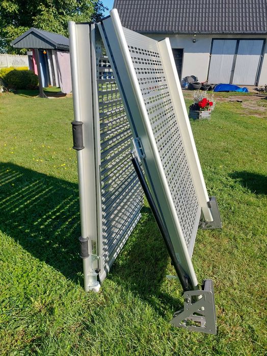 Rampa załadowcza do busa  Nr 8 Jak Nowa