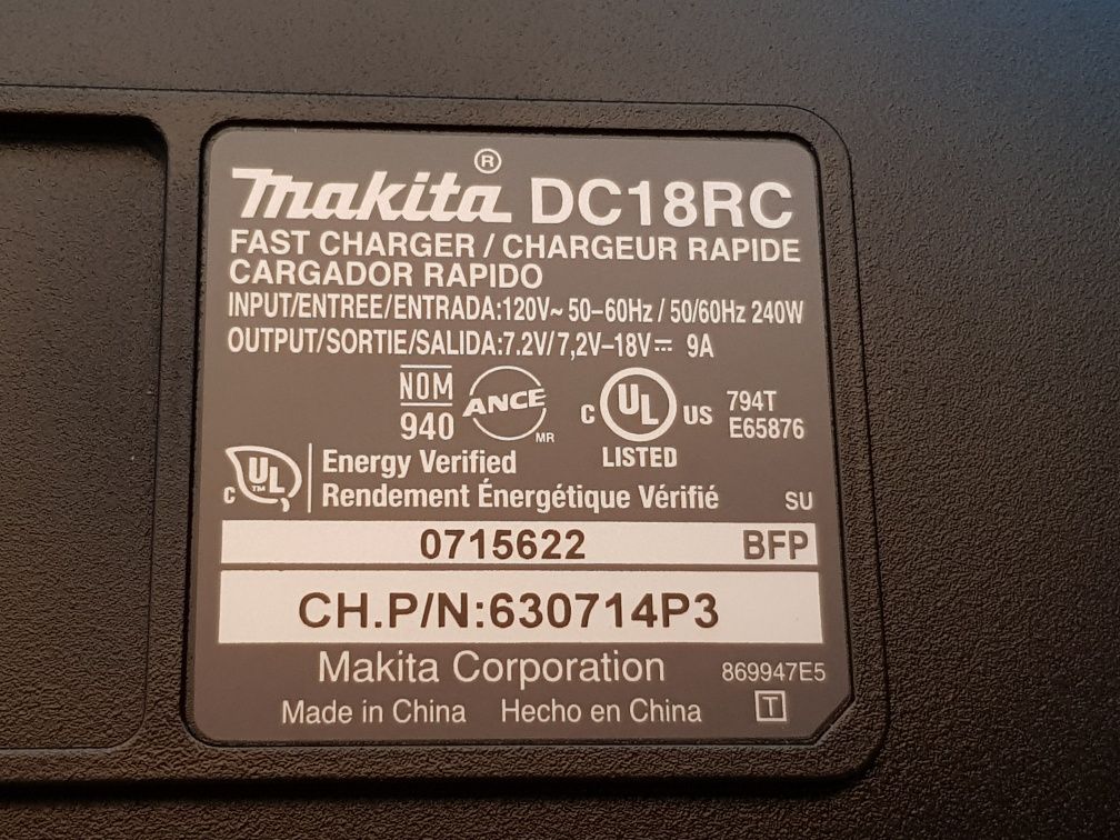 Оригинал зарядное Makita DS18RC 9А, DS18RD 9А (двойное) 110В, 220В