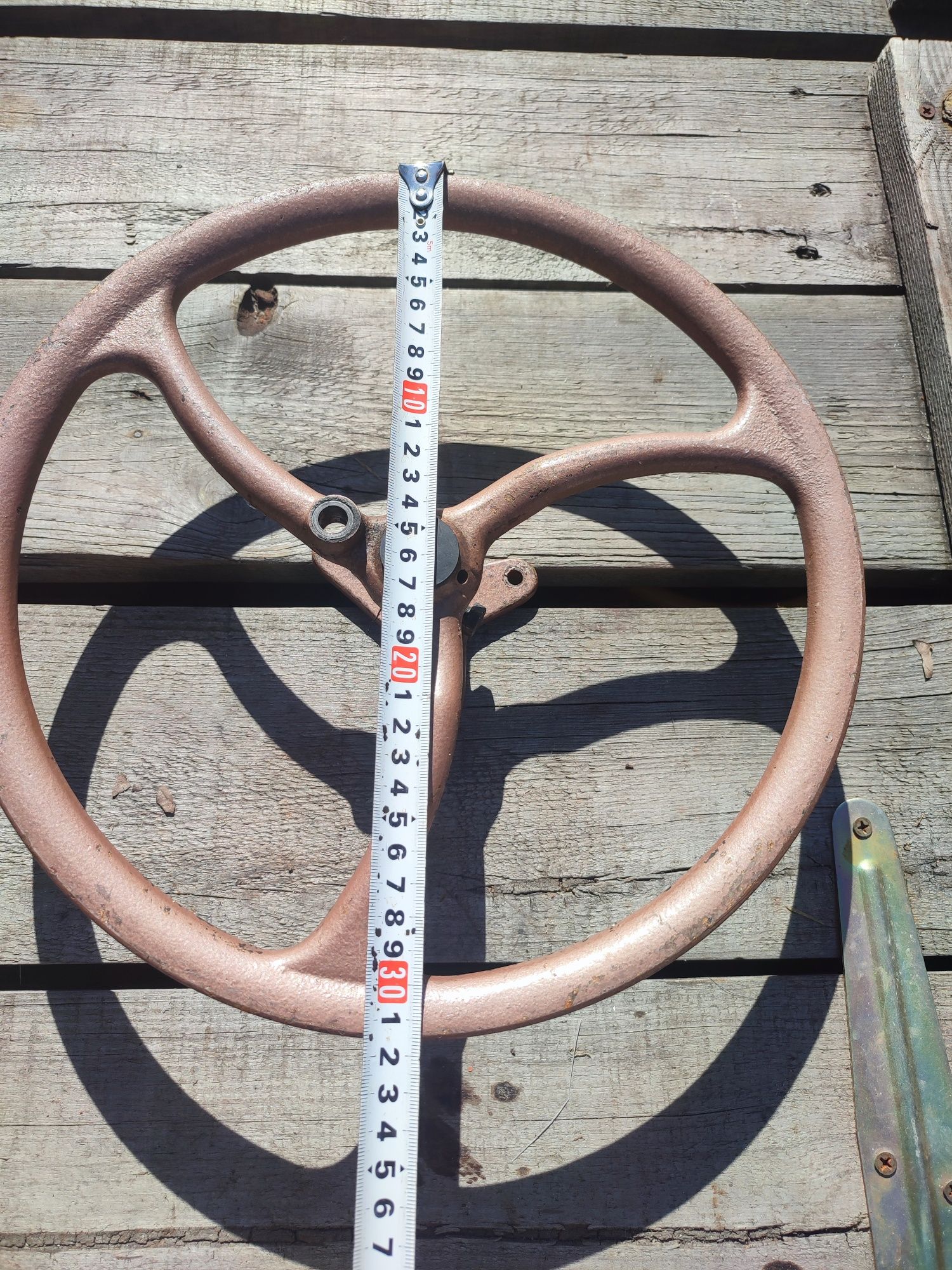 Чугунное колесо СССР шкив от швейной машинки 31 - 32 см