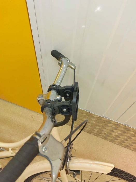 Bicicleta Pasteleira Yé -Yé restaurada