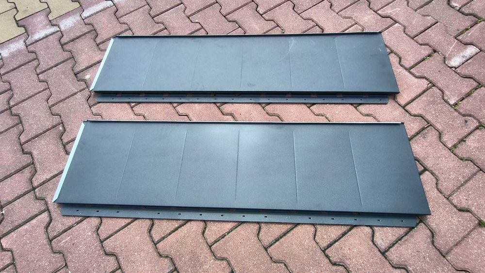 Blachodachówka płaska grafitowa od ręki Blachtex Klęczany