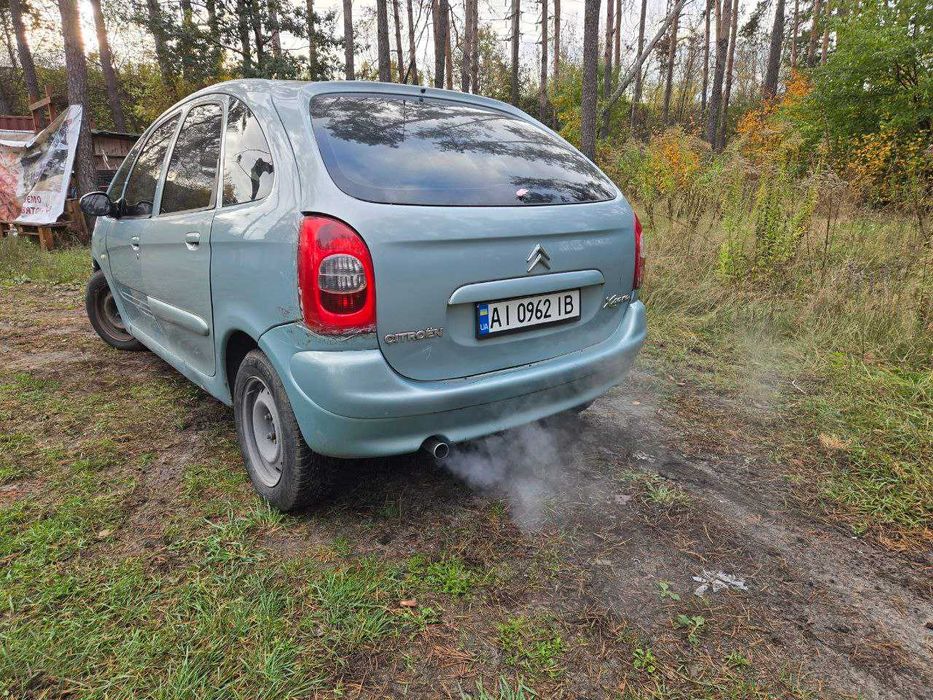 Продам Citroen Picasso 2002 года