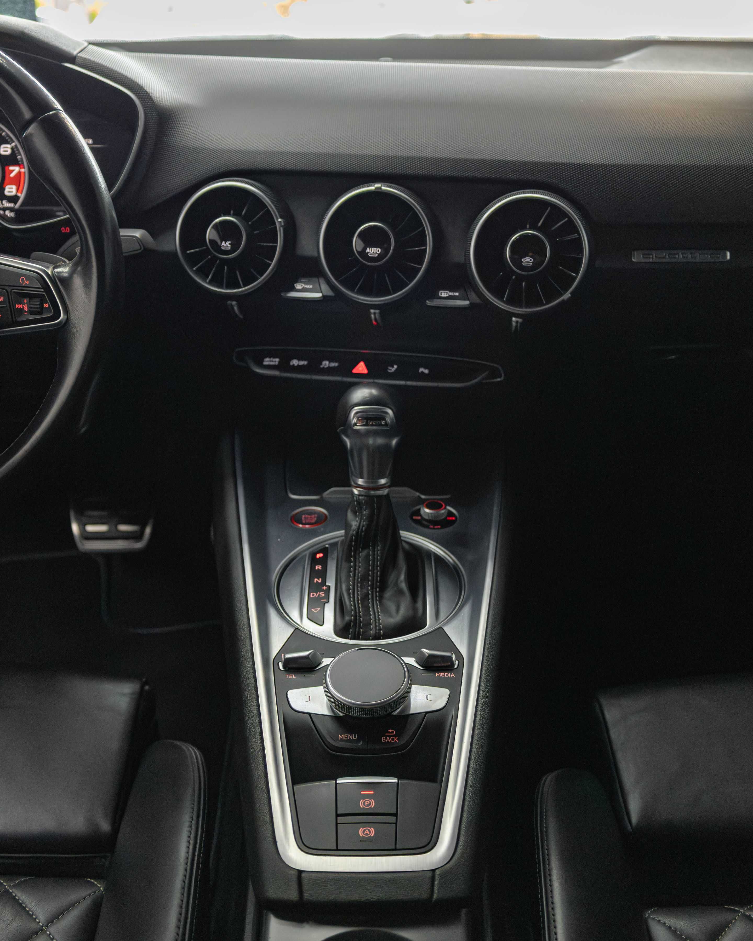 Audi TTS – Performance Sem Limites"