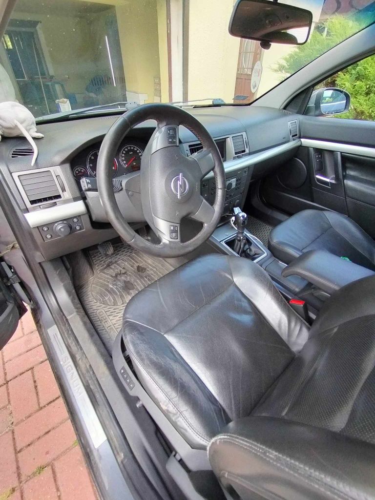 Opel Signum 1.9CDTI 150 KM