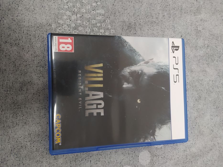 Vendo Resident Village 30€00