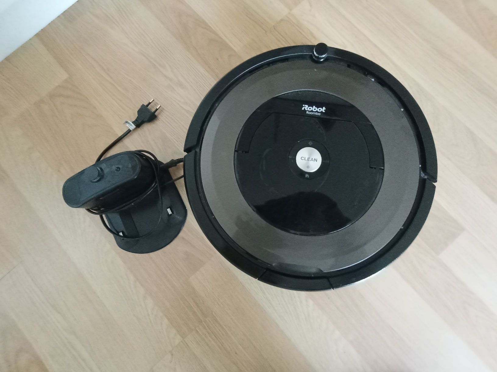 Aspirador iRobot Roomba 896