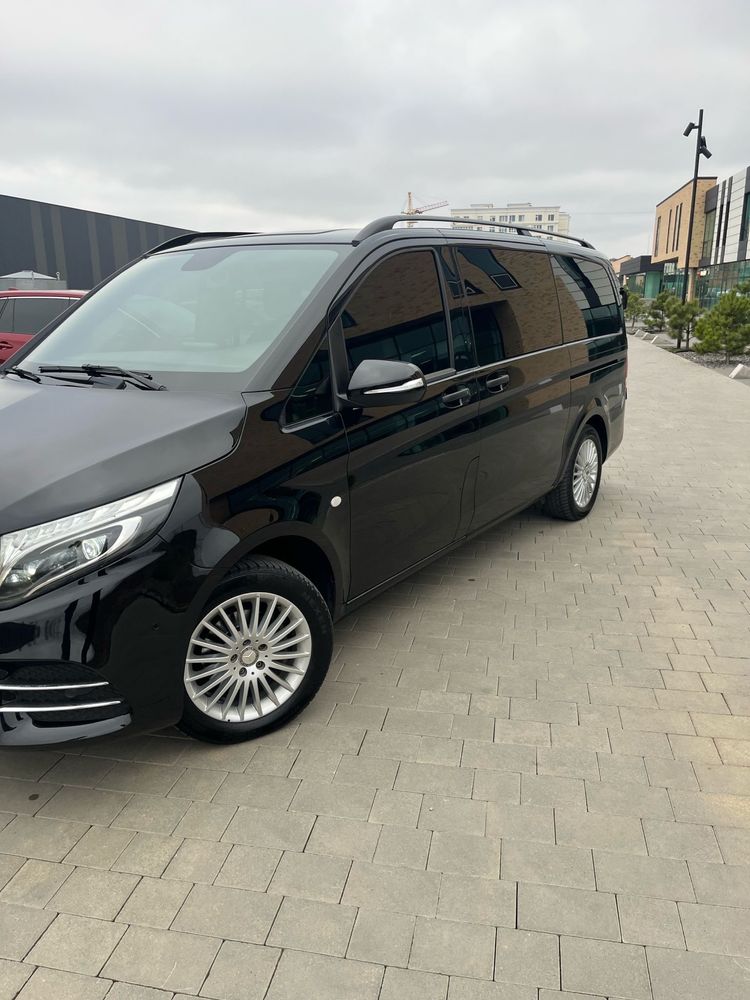 Mercedes-benz v-class