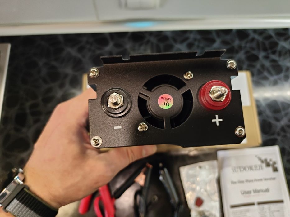 Інвертор  1000/2000 Вт/Чистий синус/ 12 В на 230 В Flamezum, для котла