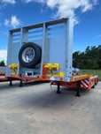 MAX Trailer  Niskopodwoziowa 3 osiowa ,rozciągana ,zagłębiebienia,najazdy32t. NOWA!