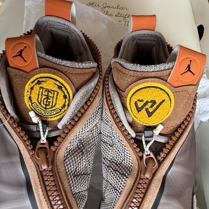 Є розміри Nike Air Jordan Why Not .6 x Honor The Gift DX1692-001