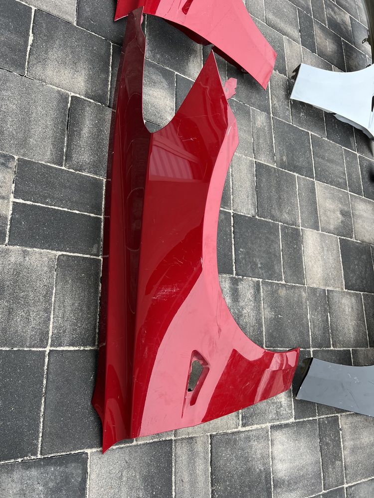 Tesla Model 3 Крылья Крыло левое правое, оригинал бу, в наличии.