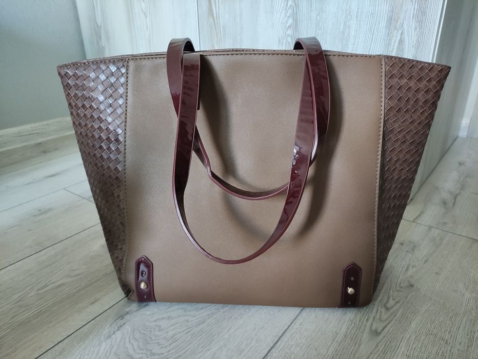 Жіноча сумочка, стан нової