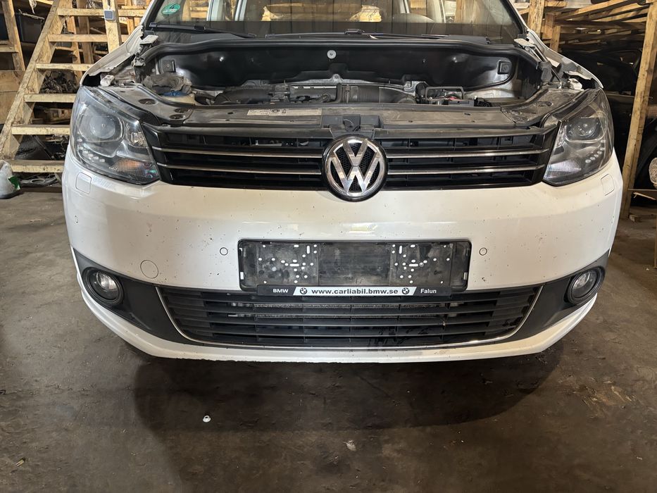Крило капот бампер фара телевізор(комплект) Volkswagen Touran LB9A