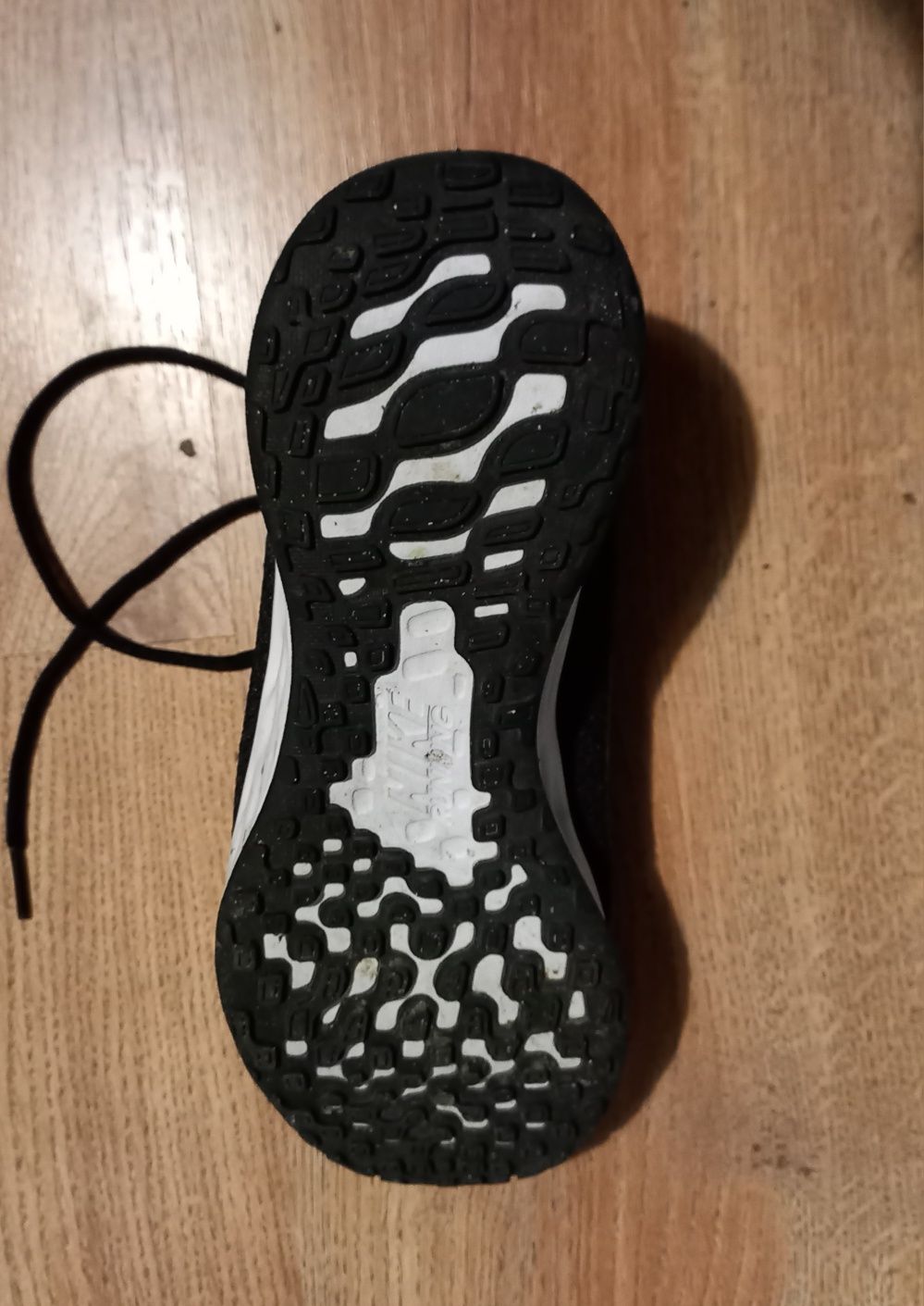 Кроссовки Nike р.34 б/у