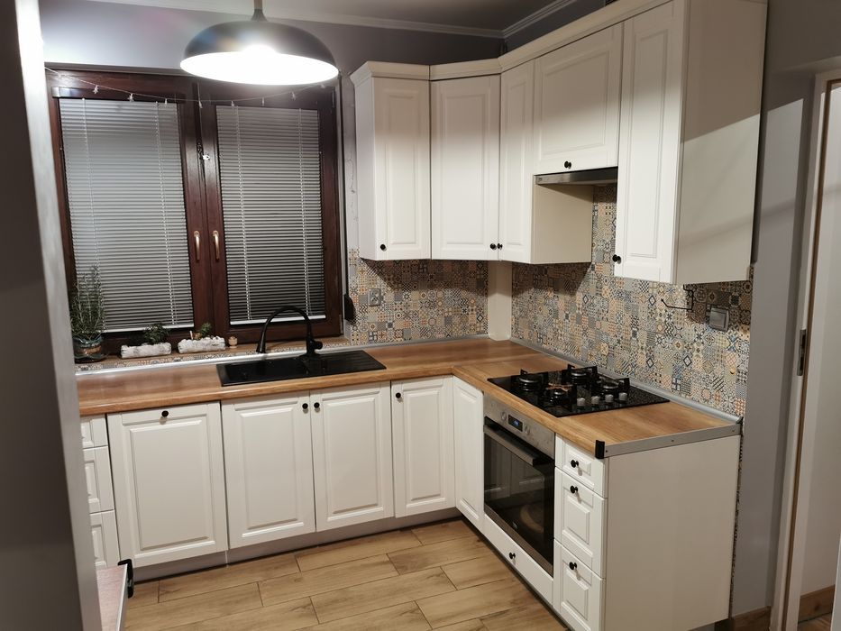 Meble kuchenne białe - używane.