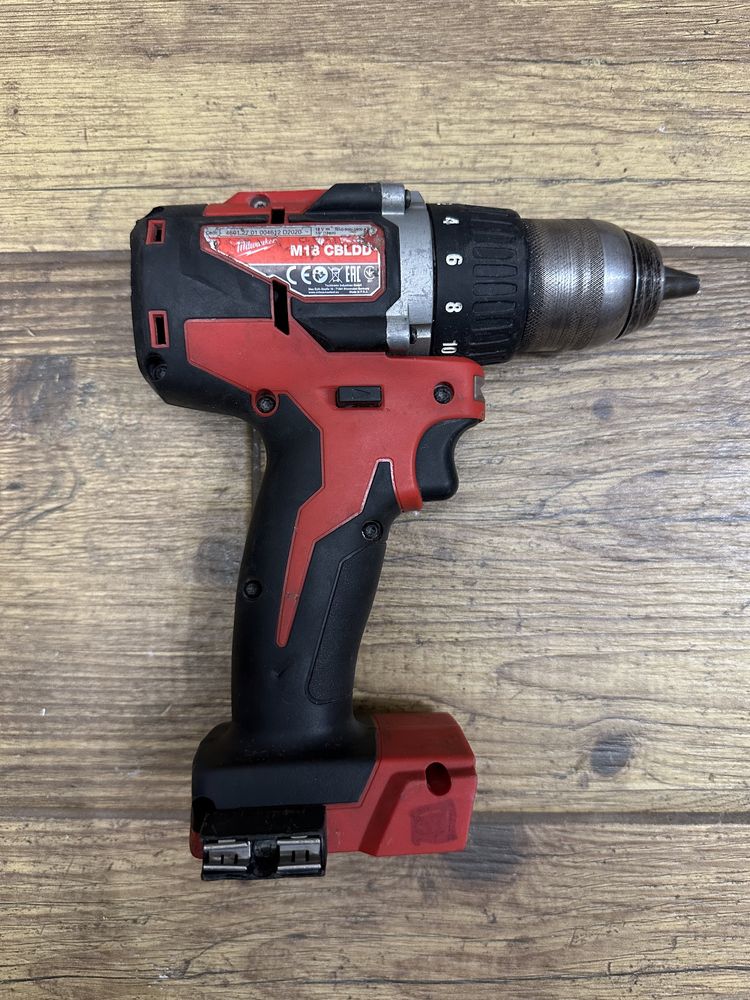 Wiertarko-wkrętarka Milwaukee M18 CBLDD - 2020