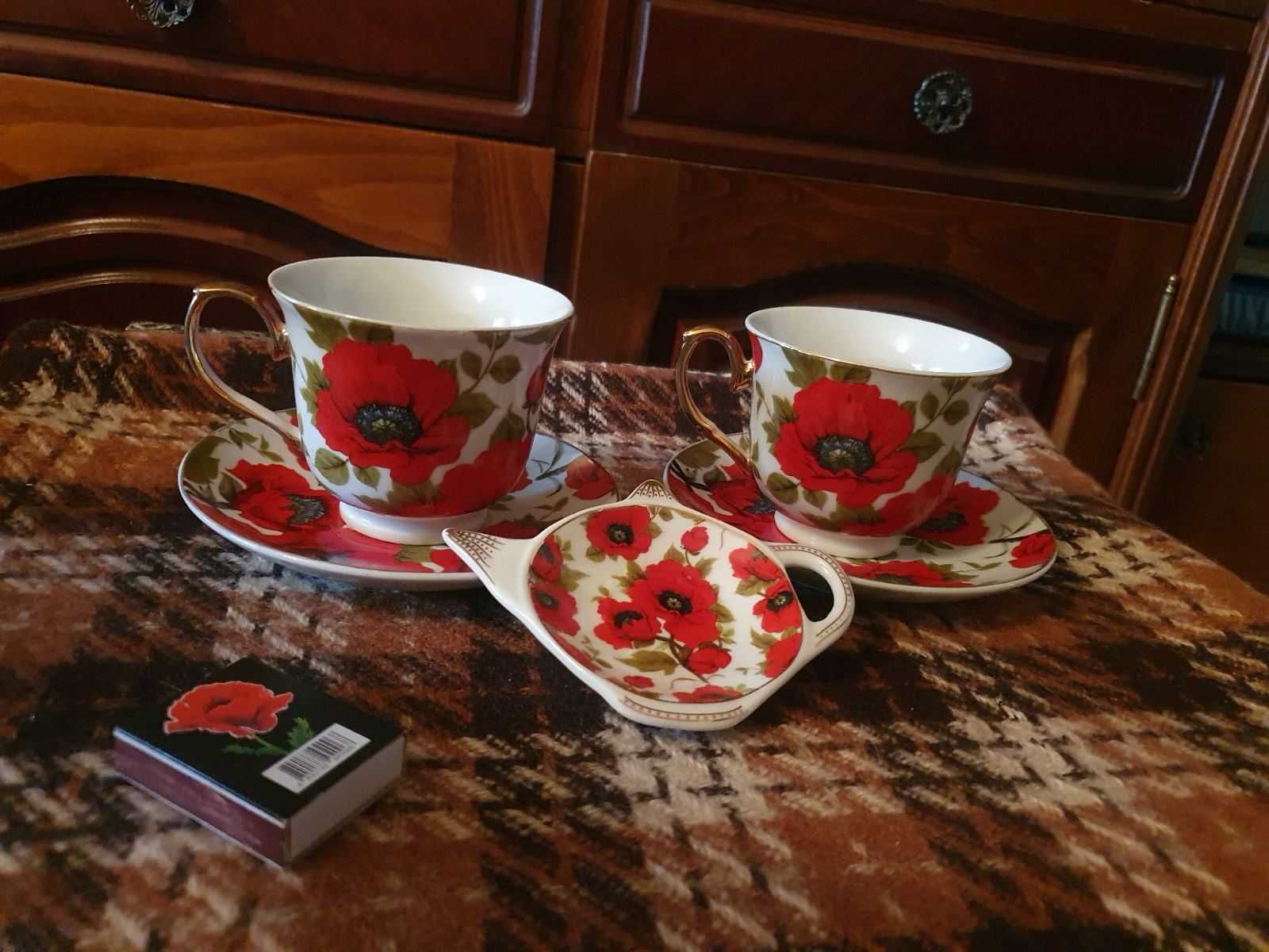 Сервиз (чайний, кофейный)