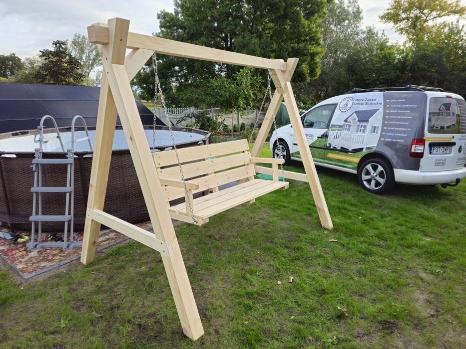 Nowoczesna huśtawka ogrodowa, plac zabaw, domek ogrodowy, siedzisko