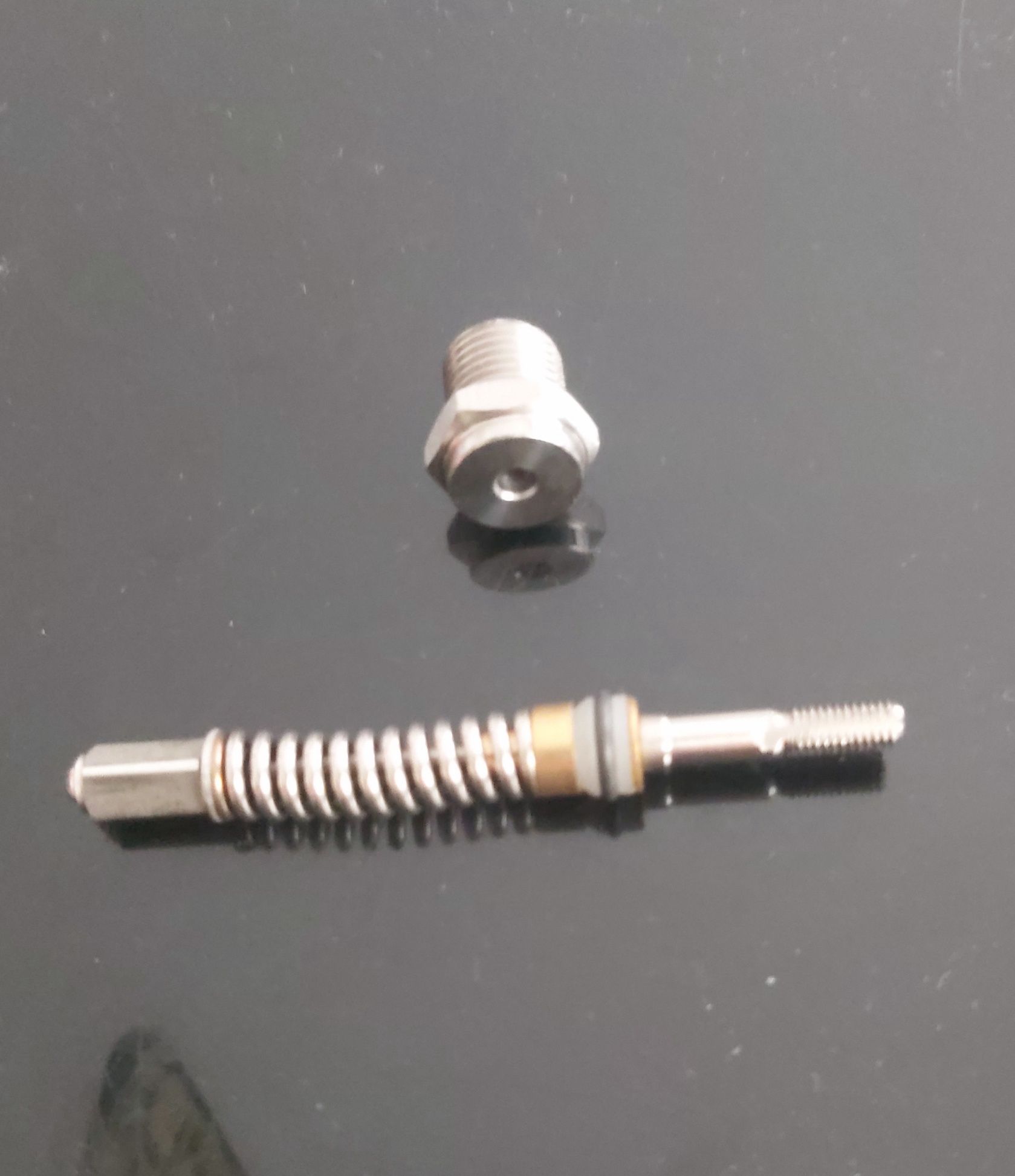 218070 zestaw naprawczy pistolet iglica Graco IN LINE