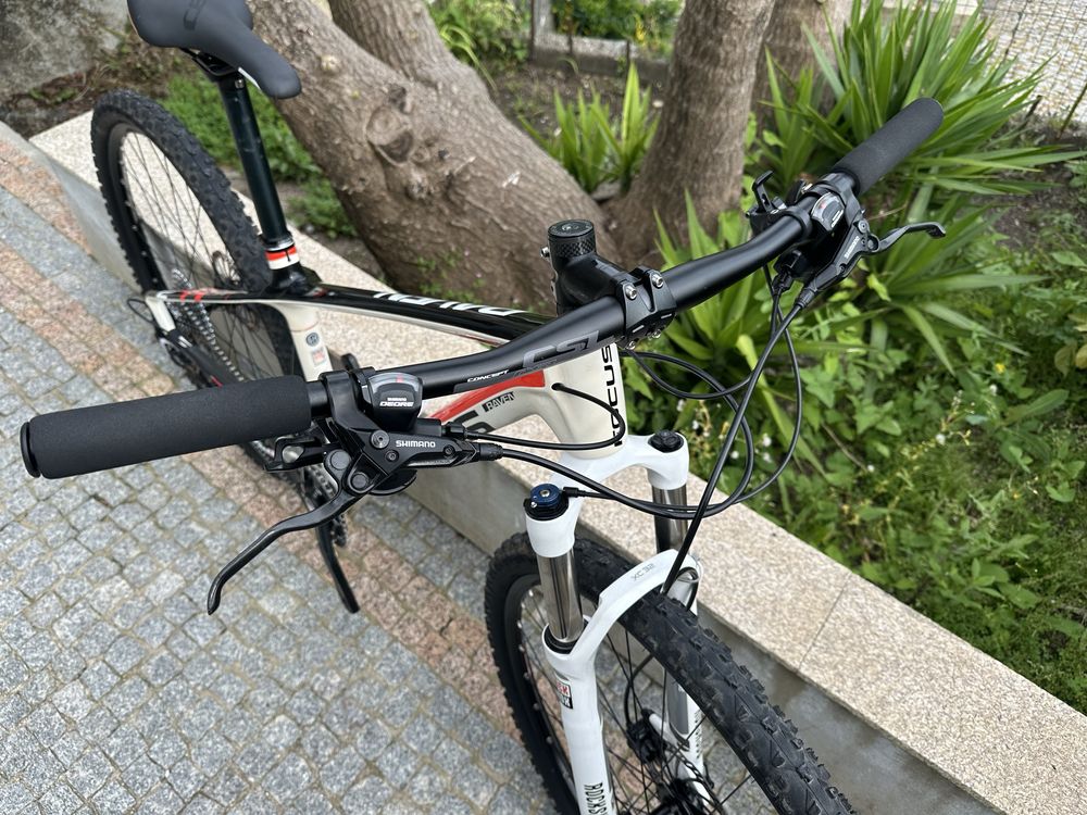 Focus 29 carbono