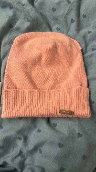 Шапка жіноча тепла