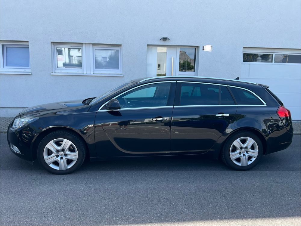 Opel Insignia Sports Tourer Cosmo 2.0 CDTI 160 KM Automat • 2009