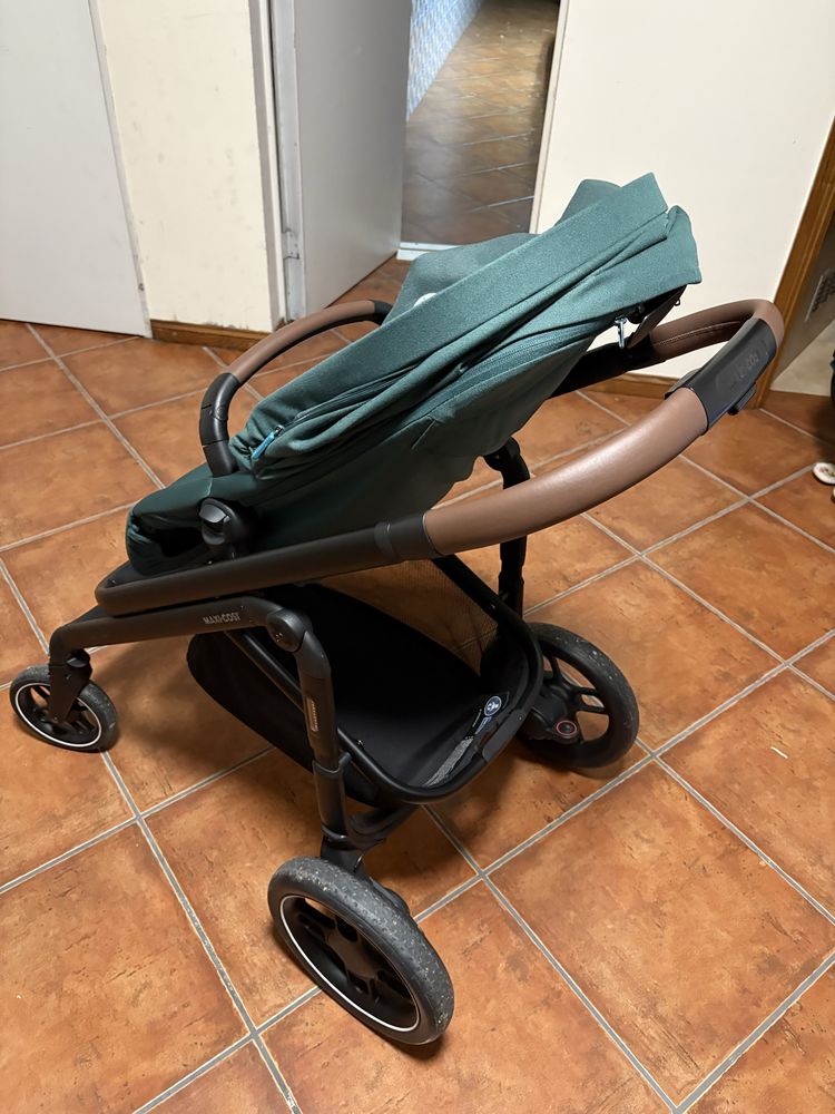 Carrinho Maxi-cosi Plaza Plus Essential Green