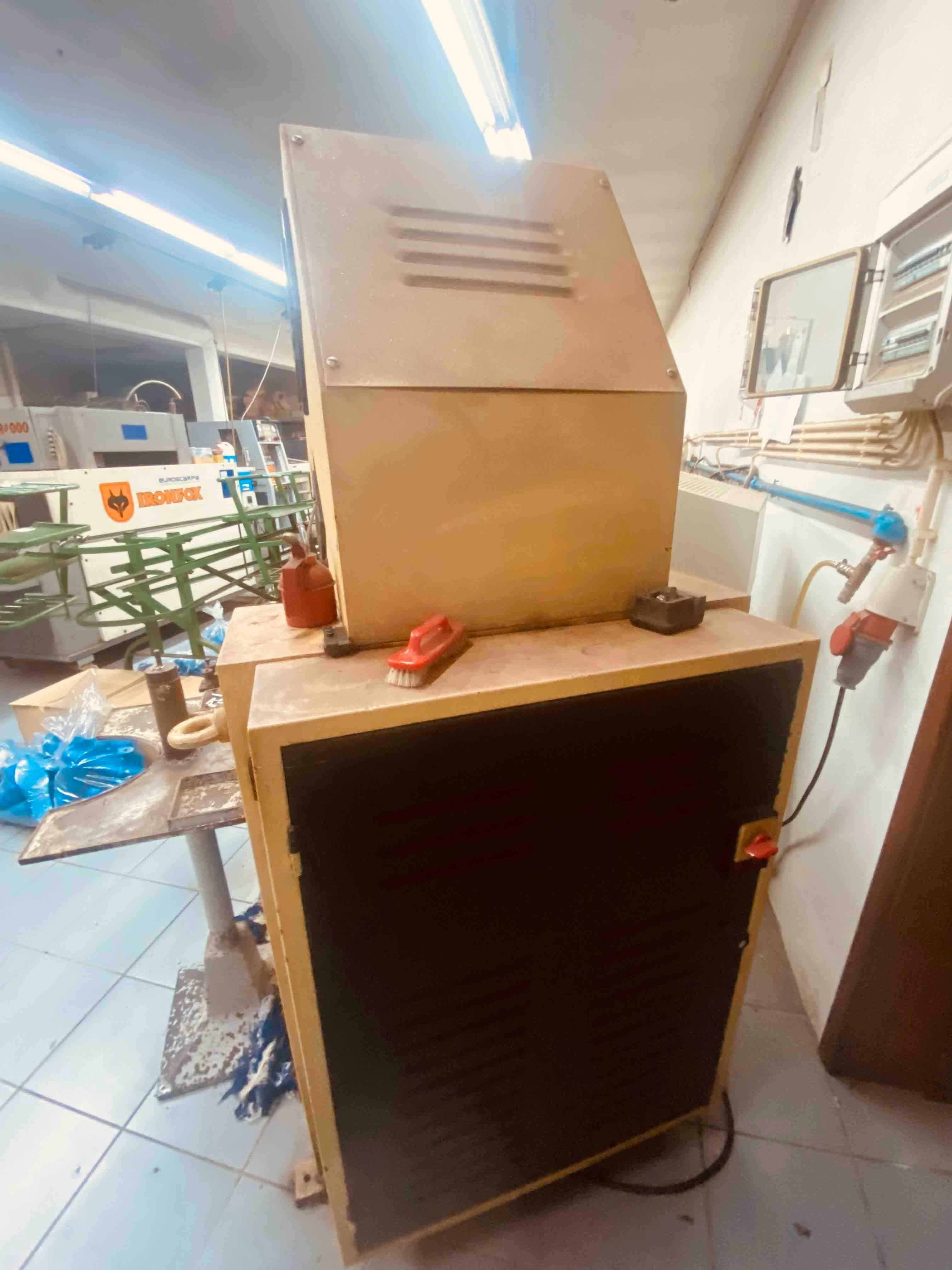 Cerim K78 - Máquina de lados e calcanheiras - Bom estado!