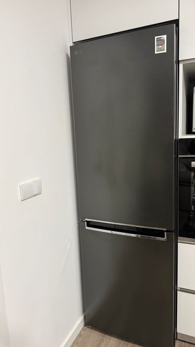 Frigorífico Lg com apenas 6 meses de utilização