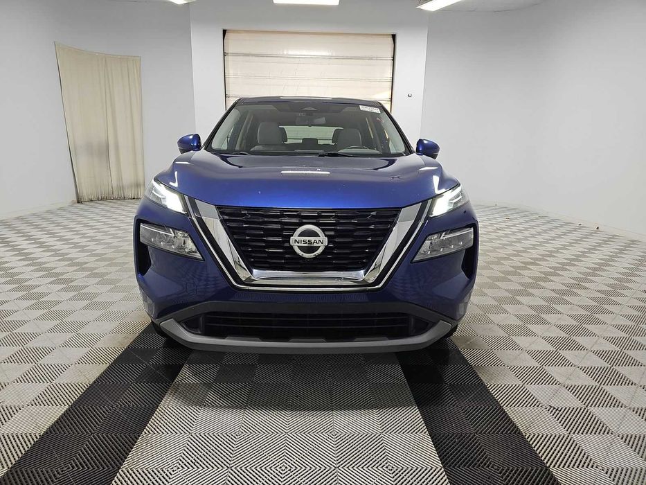 Nissan Rogue SV 2021