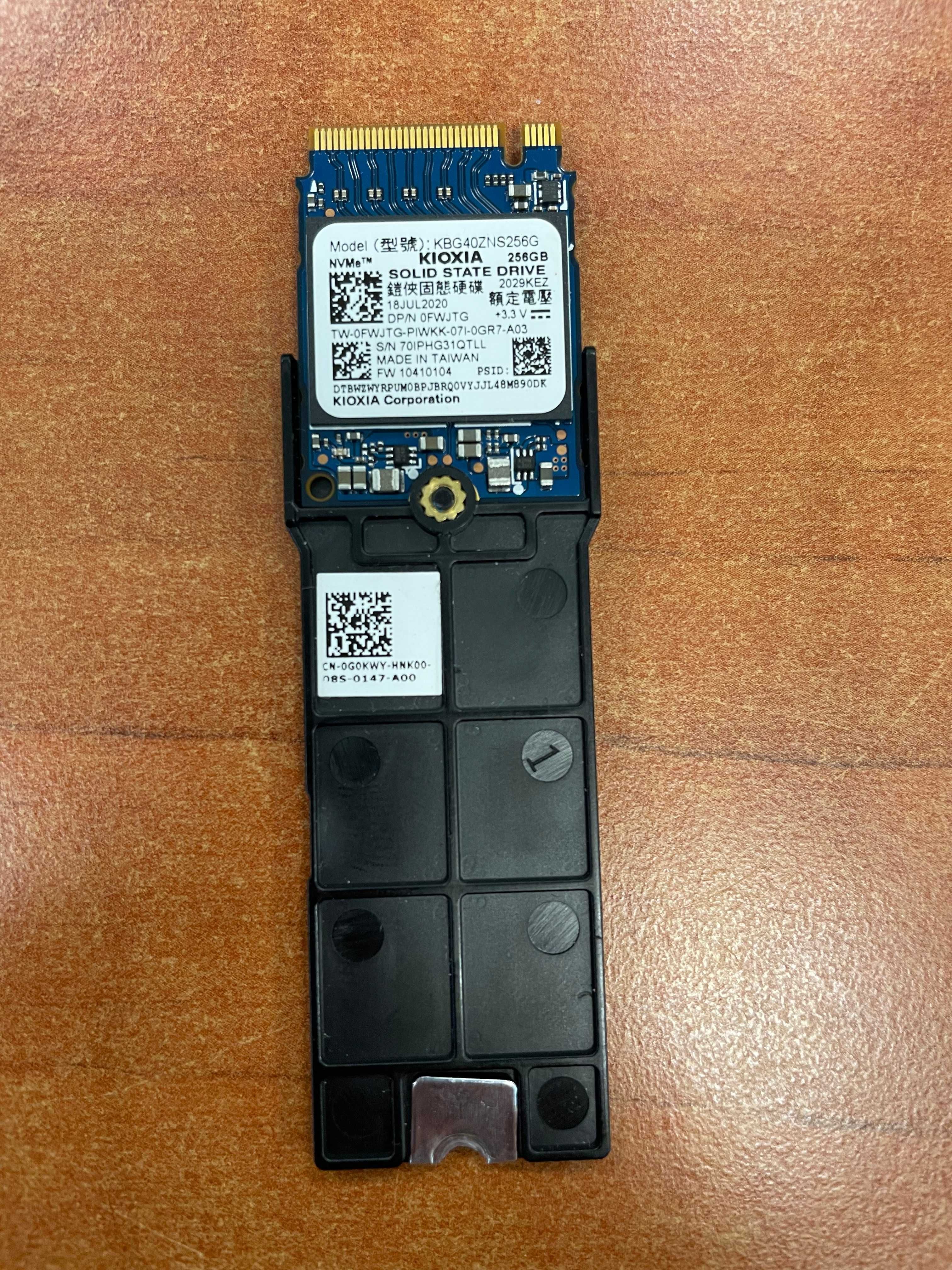 Dysk SSD M.2 256GB Kioxia oryginal z laptopa Dell 5410 z adapterem