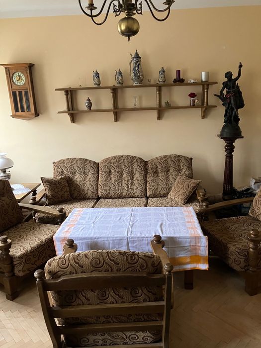 Zestaw mebli wypoczynkowych , dębowych  Mieszko PRL