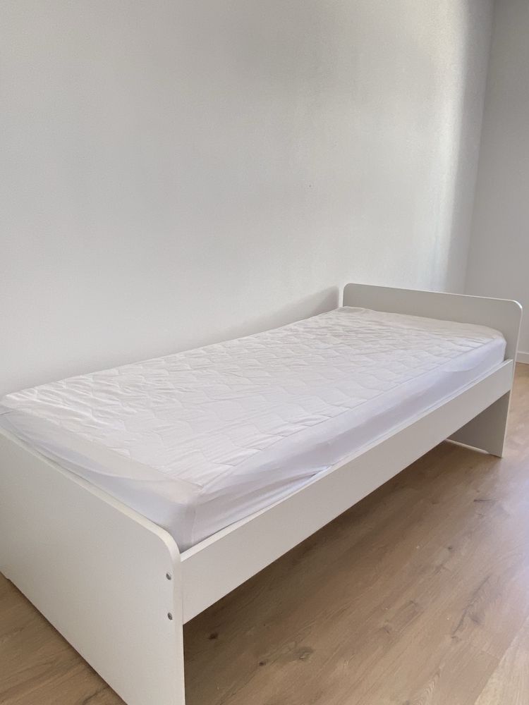 Cama de Solteiro (Com Colchão)