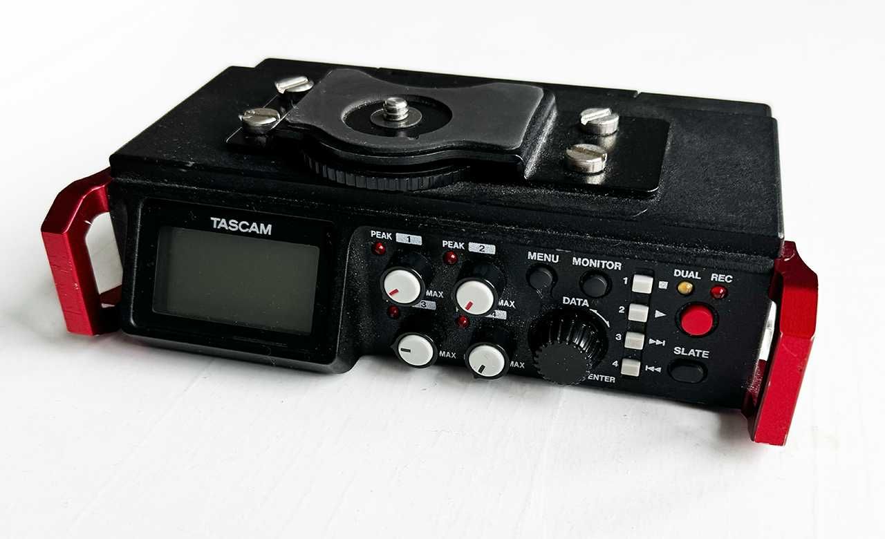 Tascam DR-701D 6-kanałowy rejestrator audio do aparatów DSLR