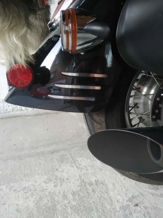 Ozdobne listewki – naklejki na błotniki do Honda VTX 1300, 1800