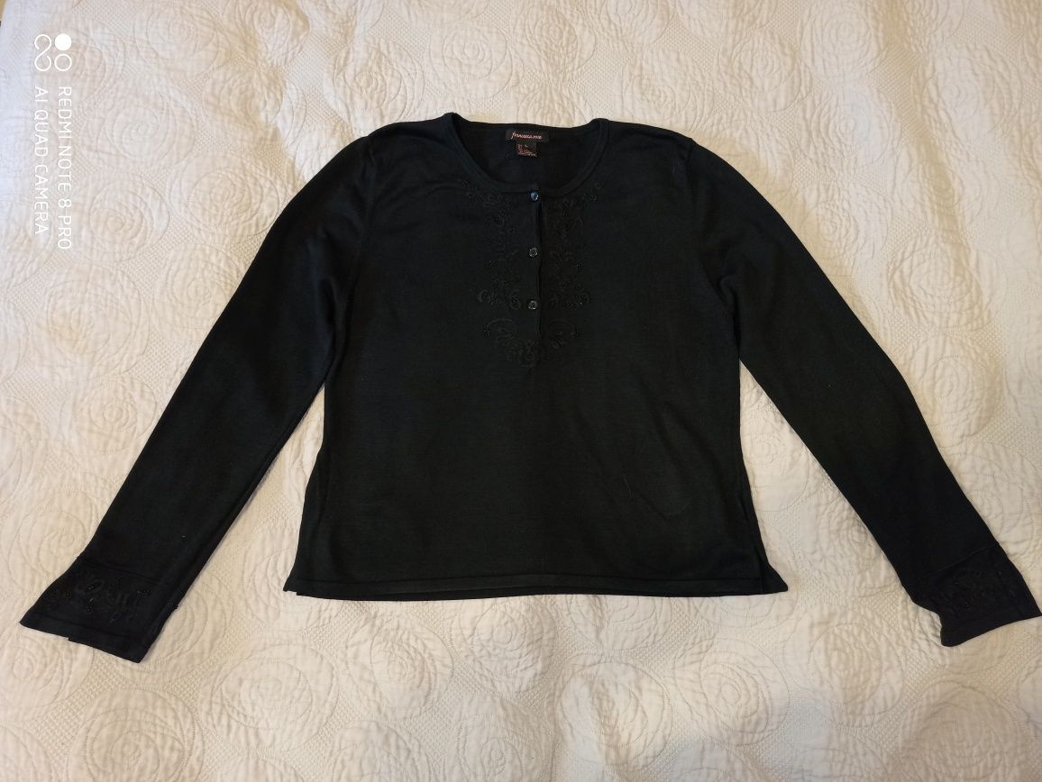 Czarny sweterek rozmiar L