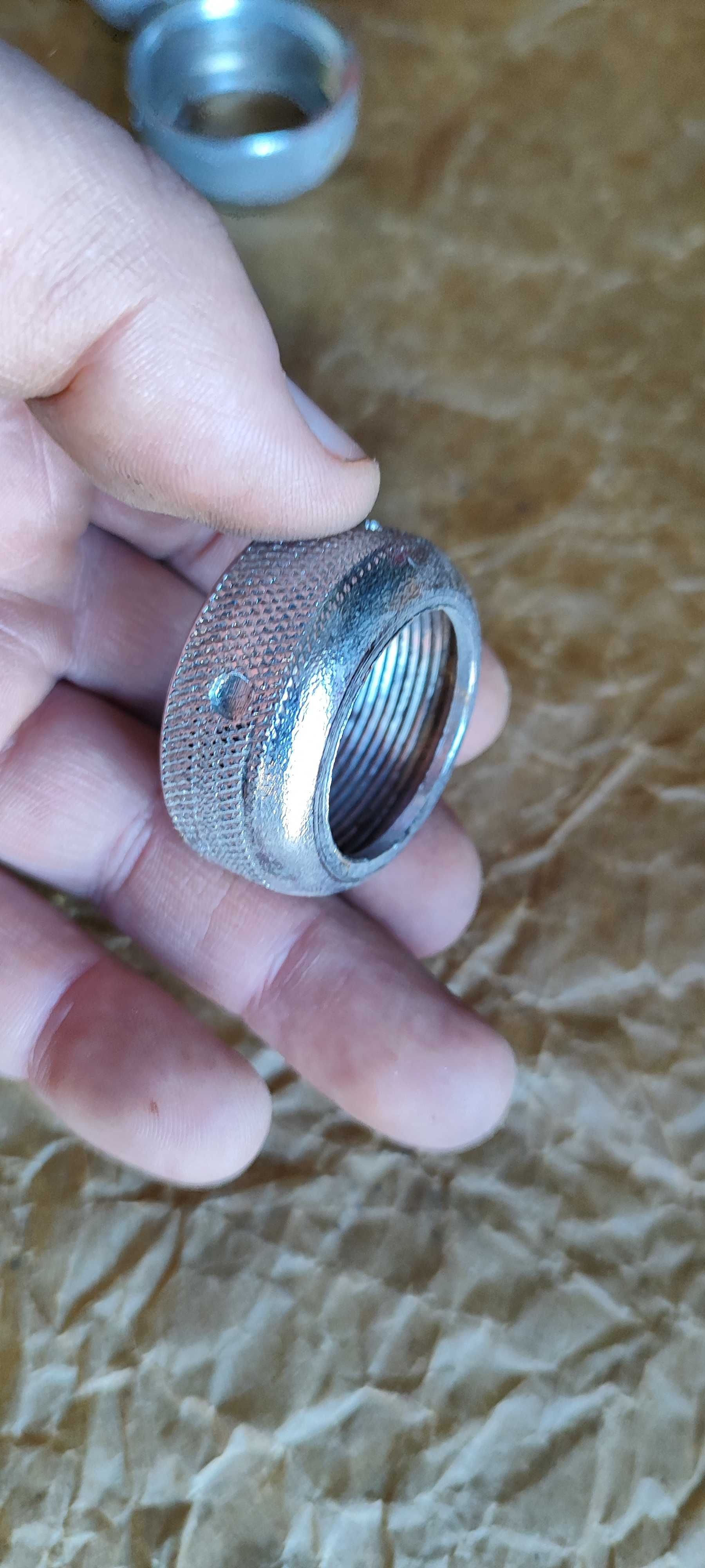 Nakrętka cylindra kolanka 3 bieg Romet Ogar Motorynka Kadet 019 PRL T1