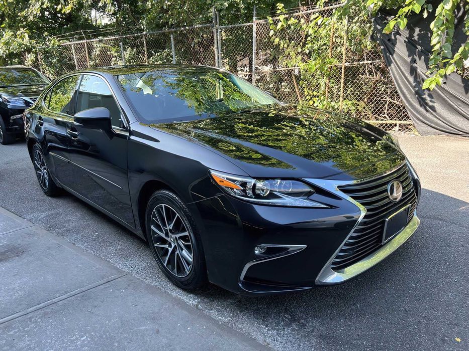 Lexus ES 350      2018