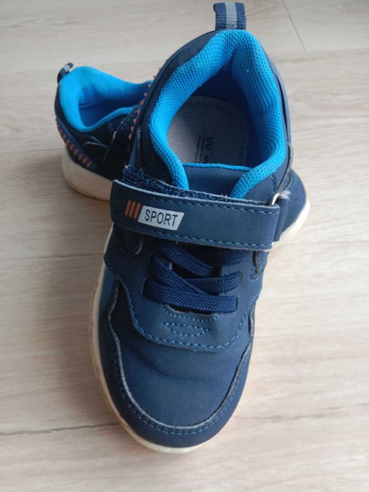 Дитячі шкіряні кросівки Weestep