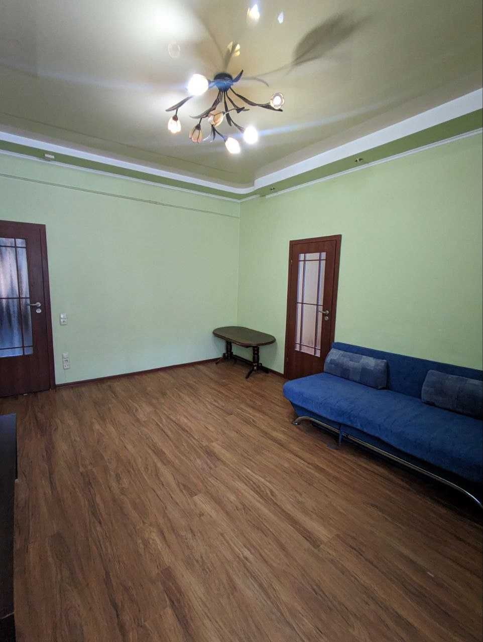 Продаж 2-кімнатної квартири по вул. Куліша