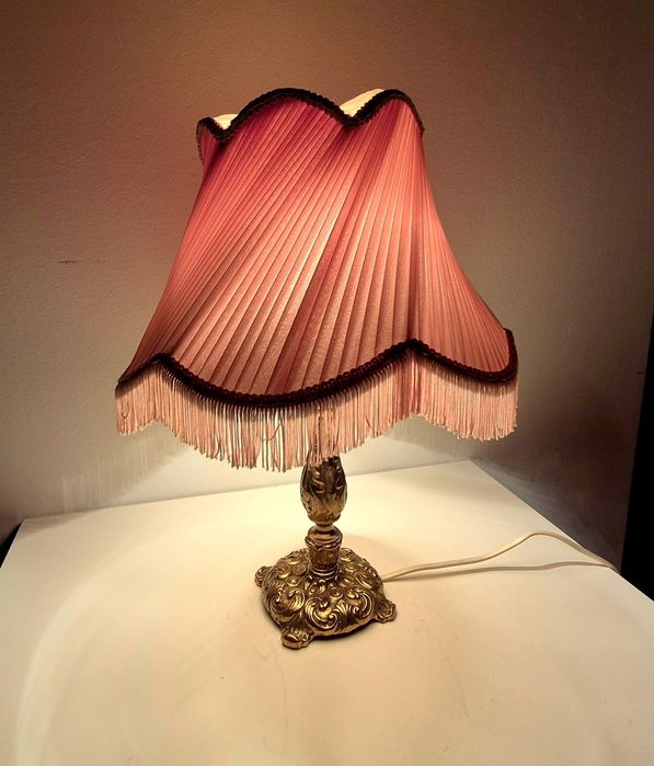 Lampa stołowa podstawa mosiężna Abażur różowy