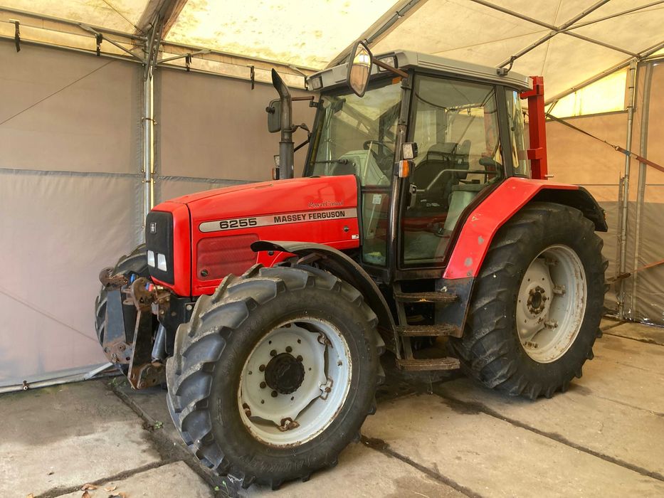 Massey Ferguson 6255
