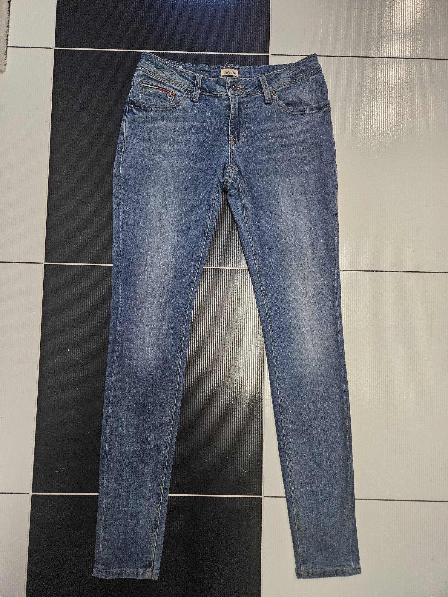 Jeans ideał tommy 27.5 jasne spodnie