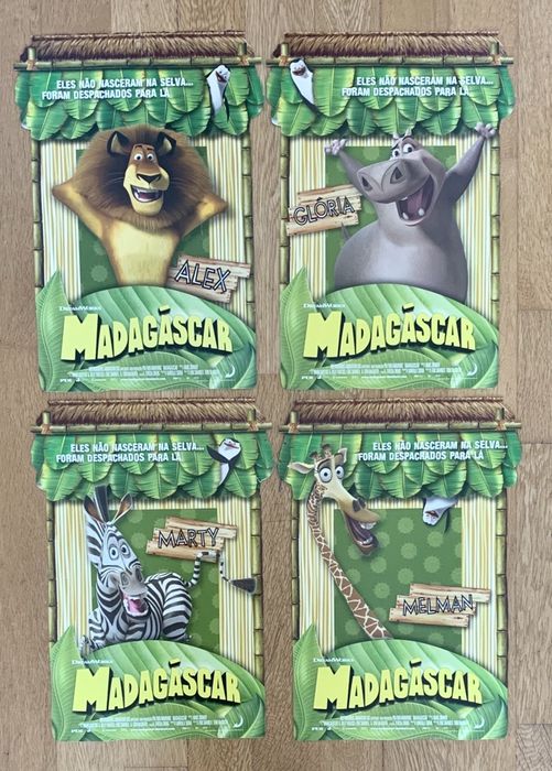 Desdobráveis, posters e cartazes pop-up alusivos a filmes - 2004/08